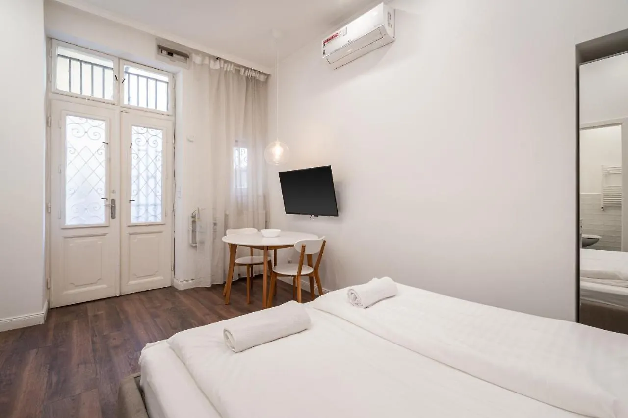 Z32-Boutique Apartments, Best Location By Bqa Budapest 0*,